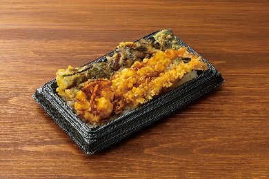 ◇ ローソンが「金子半之助監修 粋なご馳走天丼＆海老天むす」発売